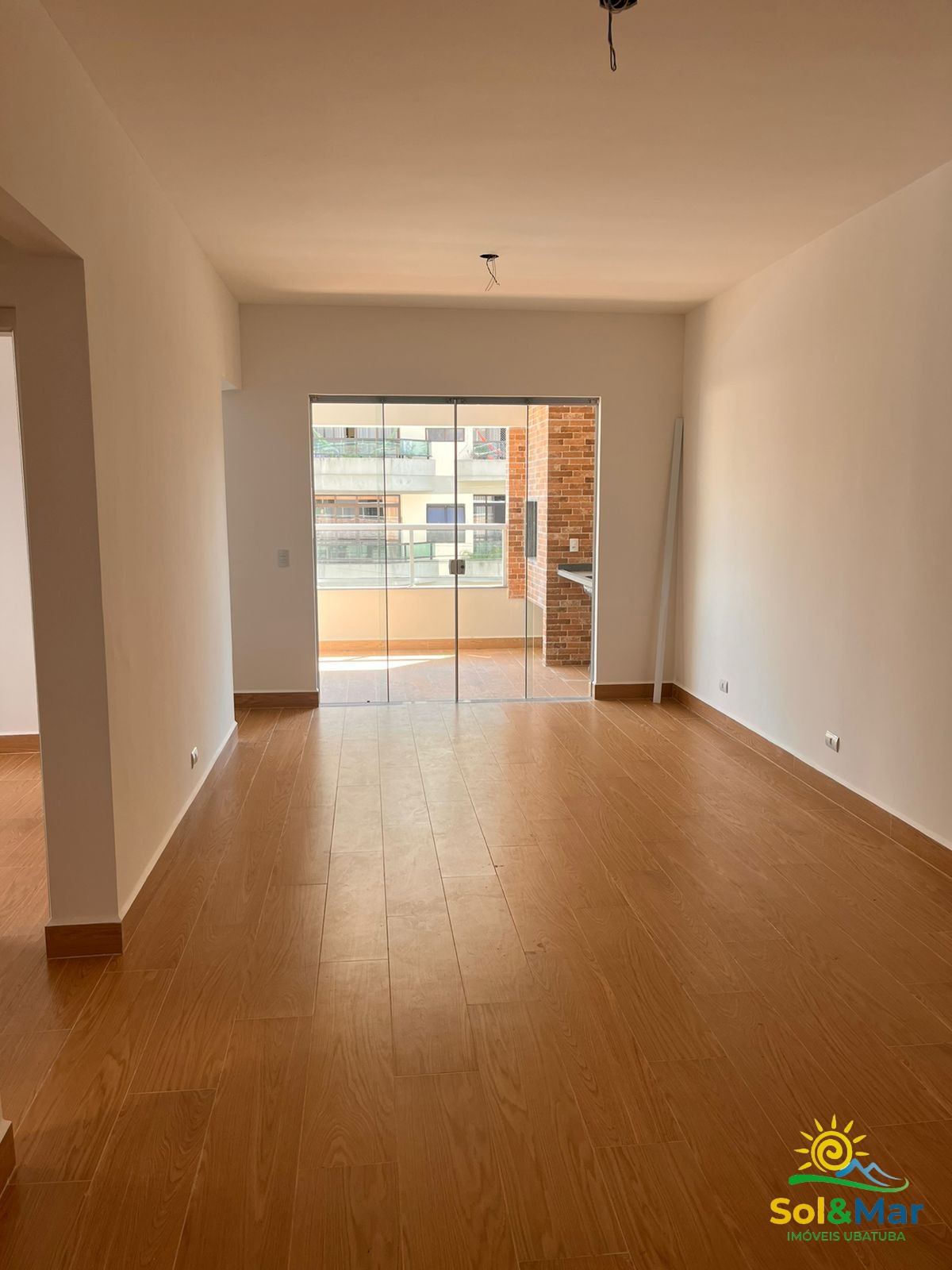 Apartamento à venda com 2 quartos, 76m² - Foto 1