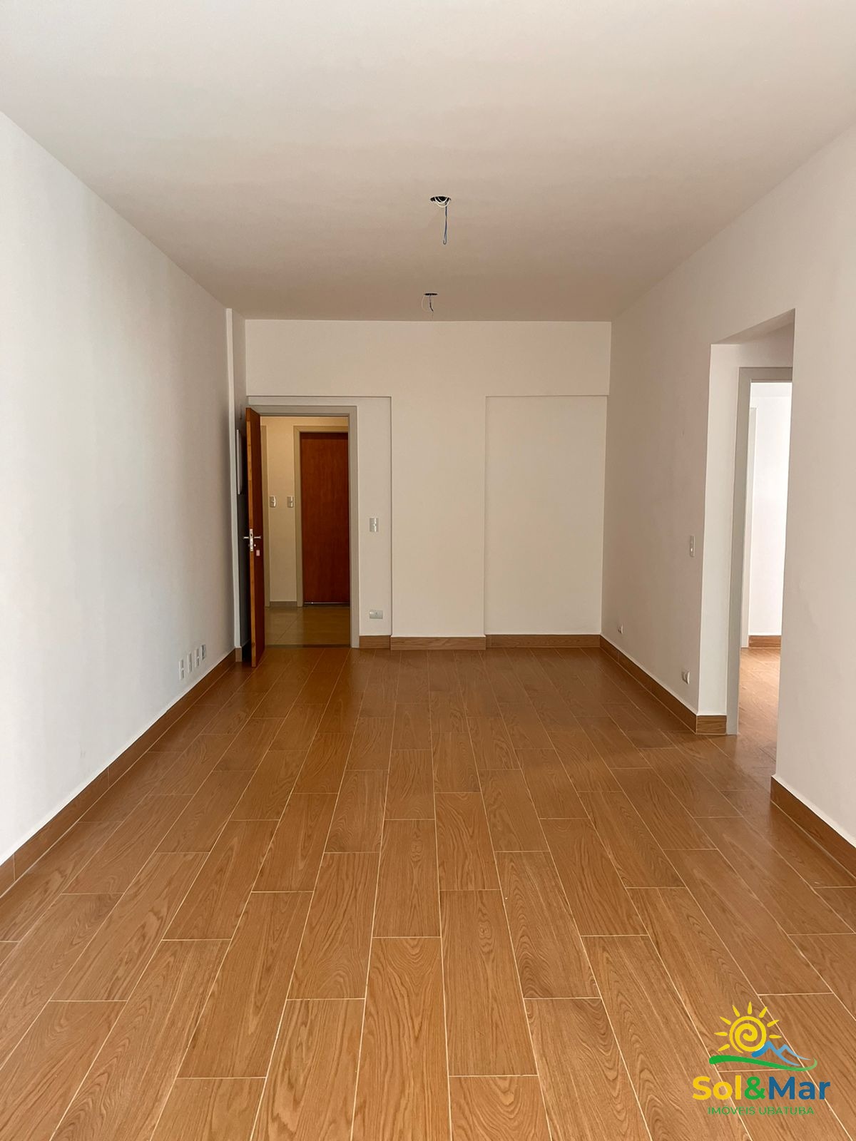 Apartamento à venda com 2 quartos, 76m² - Foto 2