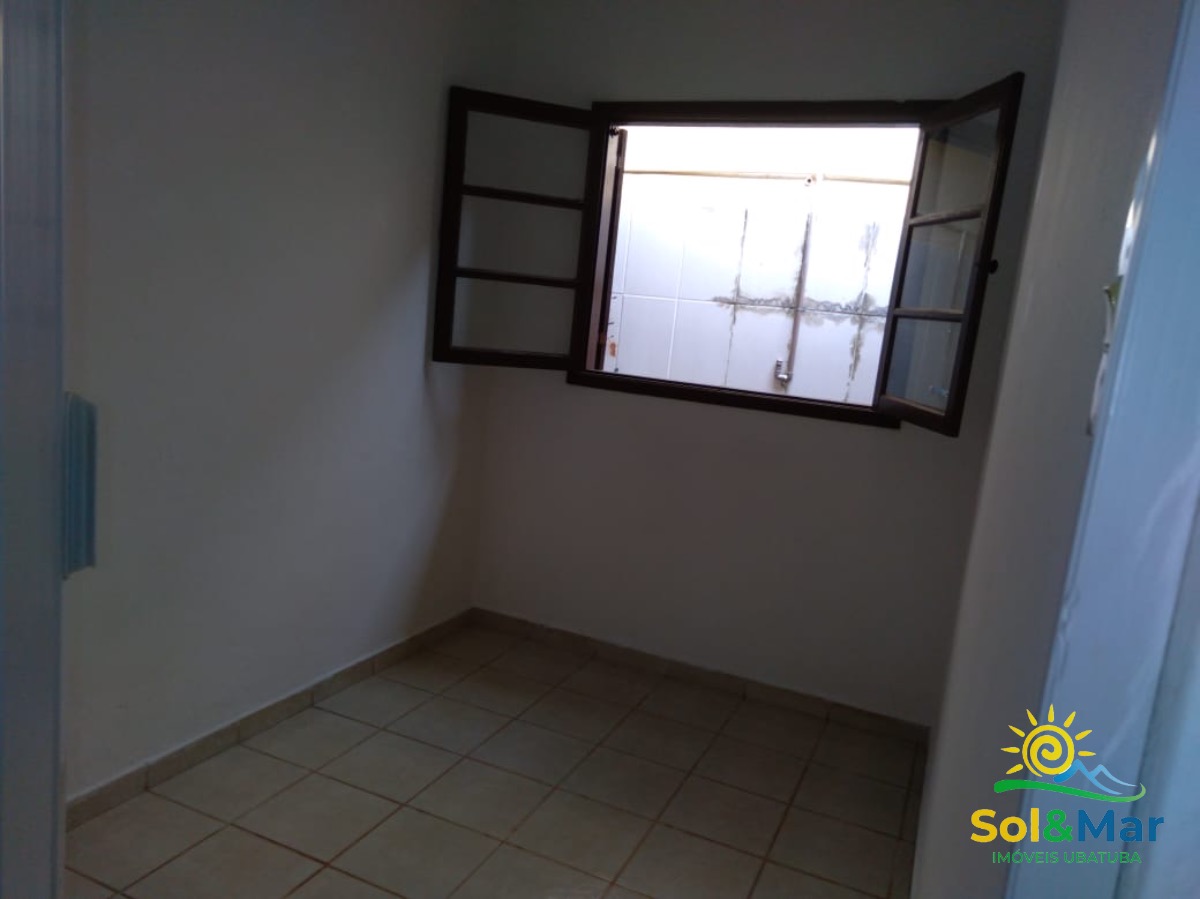 Casa à venda com 2 quartos, 150m² - Foto 4